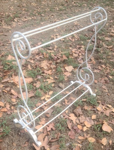 New vintage quilt rack stand - new,
